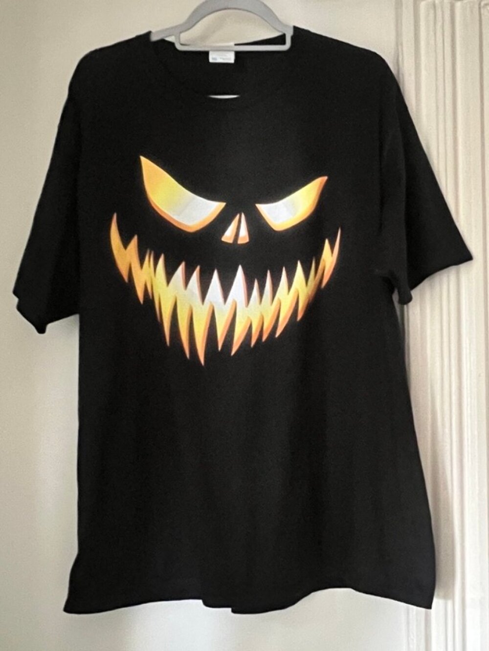 Pumpkin-jack-o'-lantern ,black s/s tee, Sz: 2XL good condition, unisex